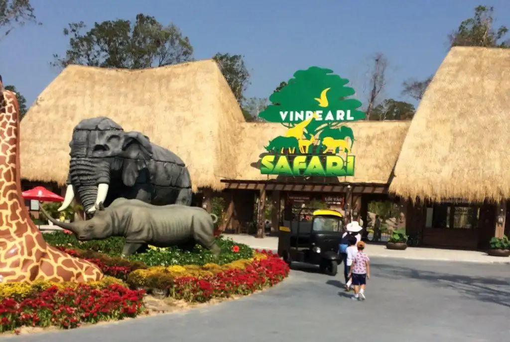 bi-kip-tung-hoanh-vinpearl-land-va-safari-phu-quoc-sieu-tiet-kiem-5becfe3702fa7